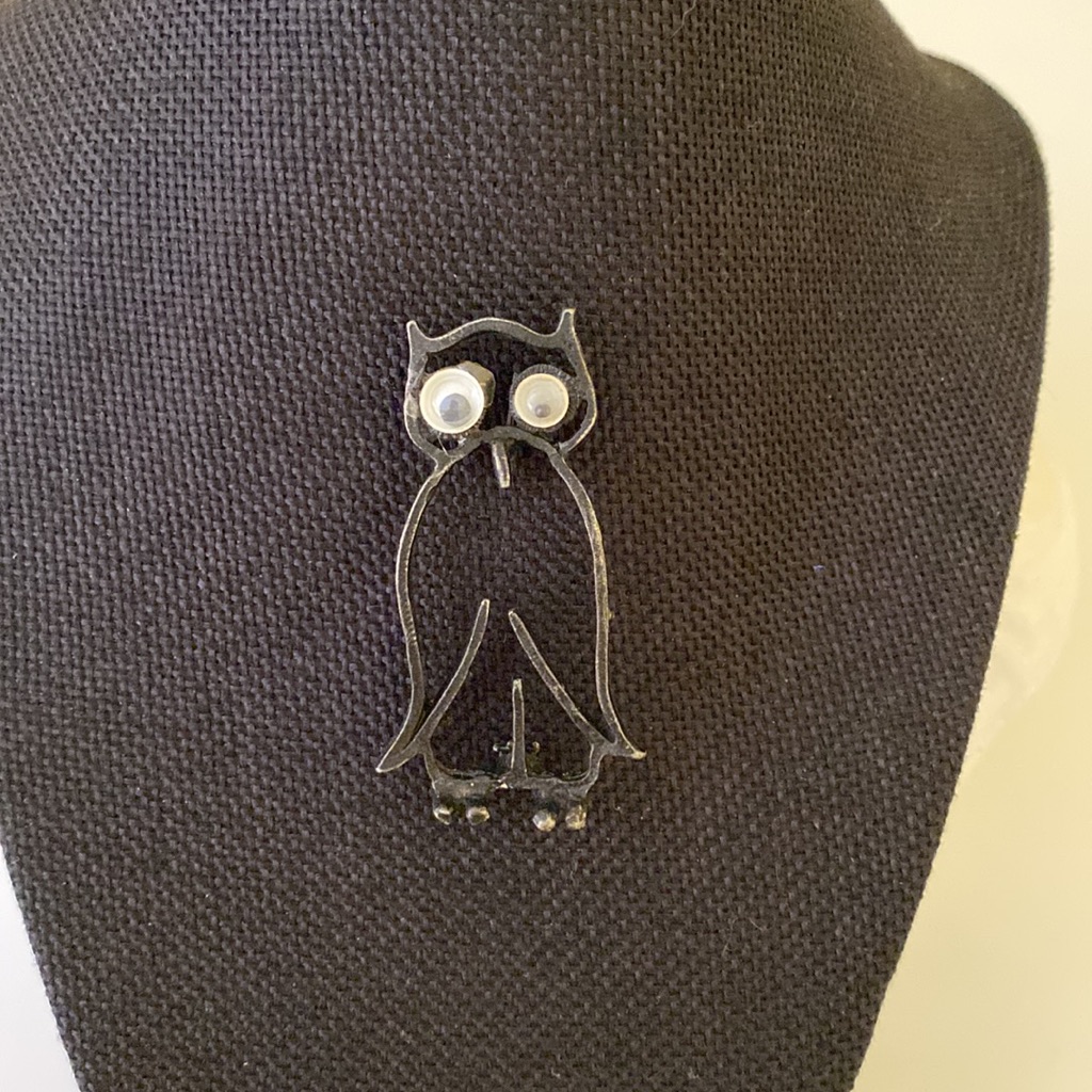 Joy 60s Whimsical Googly Eyes Black Metal Openwork Owl Pin Brooch Vogue Jewelry
